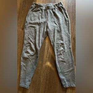 Lululemon gray joggers | size 10